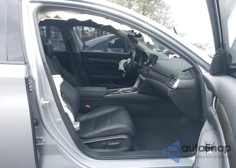 2021 Honda Accord Hybrid Touring z USA, uszkodzony, nr VIN 1HGCV3F98MA007589